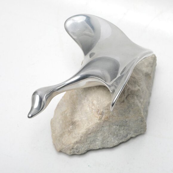 Vintage Hoselton Polished Aluminum Flying Goose Bird Sculpture Signed Art Stone - Picture 3 of 11